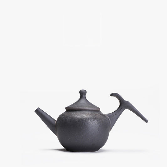 Ceramic single pot tea maker