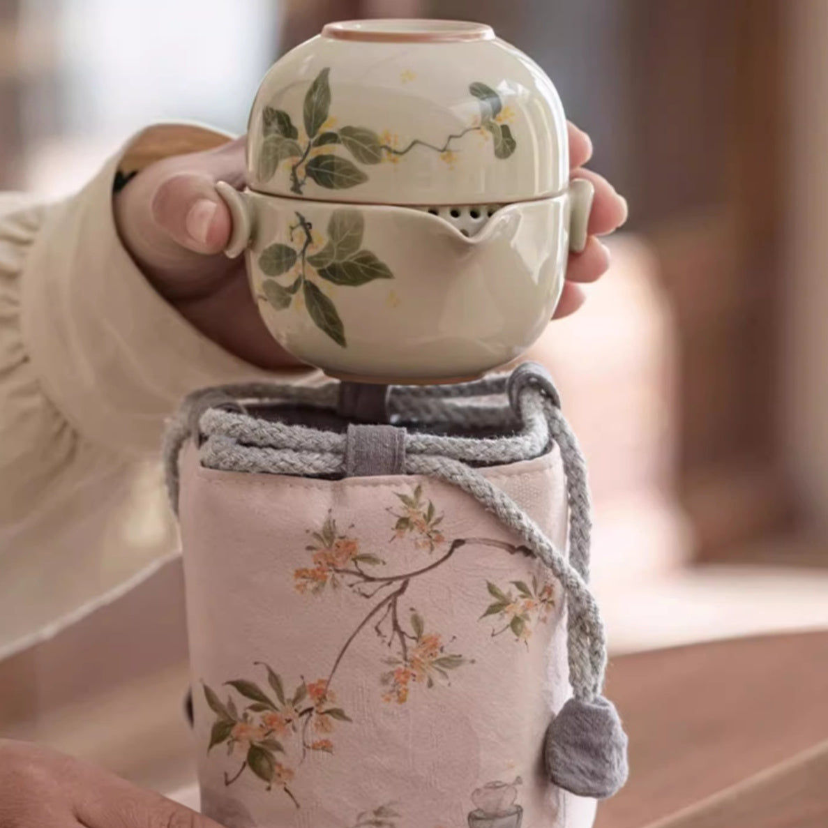 Hand Drawn Osmanthus Flower Pot Cup Travel Portable Tea Set
