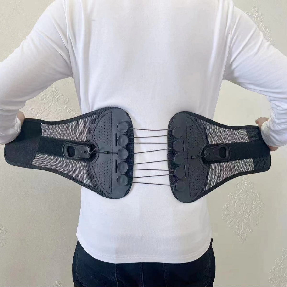 Adjustable Breathable Lumbar Support Waist Supporter