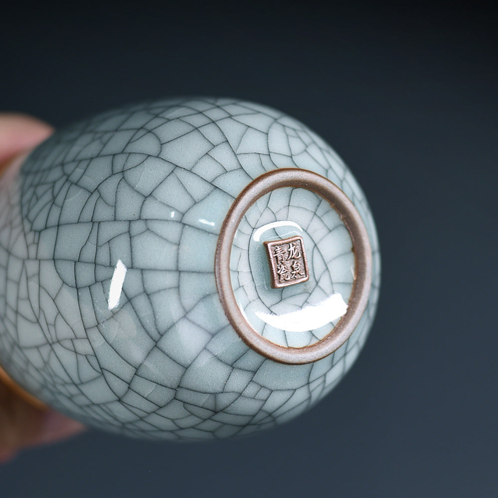 Ceramic Tea Pot Empty Can Black Tea Green